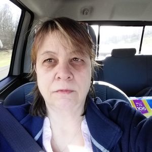 Meet your Posher, Deneta